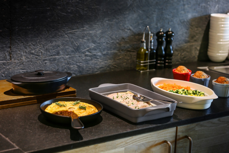 Couvercle pour terrine rectangulaire noir porcelaine vitrifiée 32x22 cm Chefs Fusion Rak